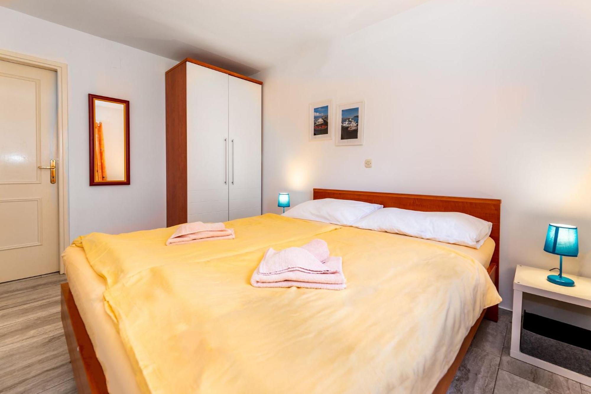 Apartments Oleander Kricin Baška Dış mekan fotoğraf